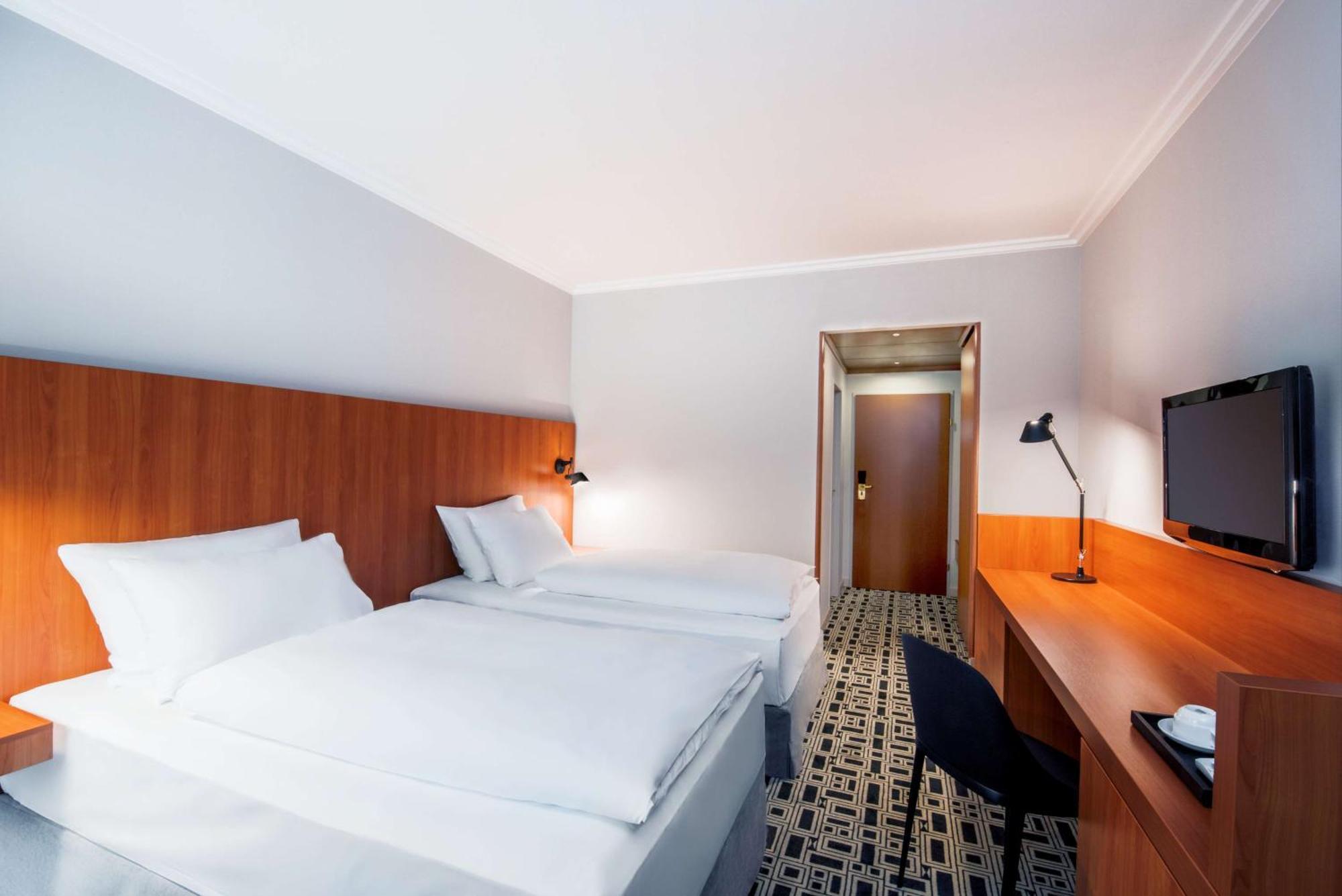 Standard Double or Twin Room with Extra Bed,1635080215:JPEG
