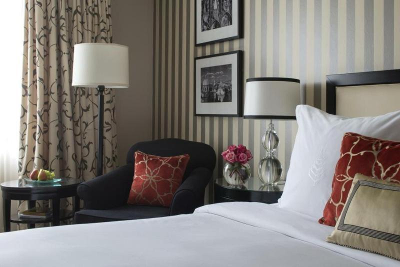 Superior Zimmer mit Kingsize-Bett