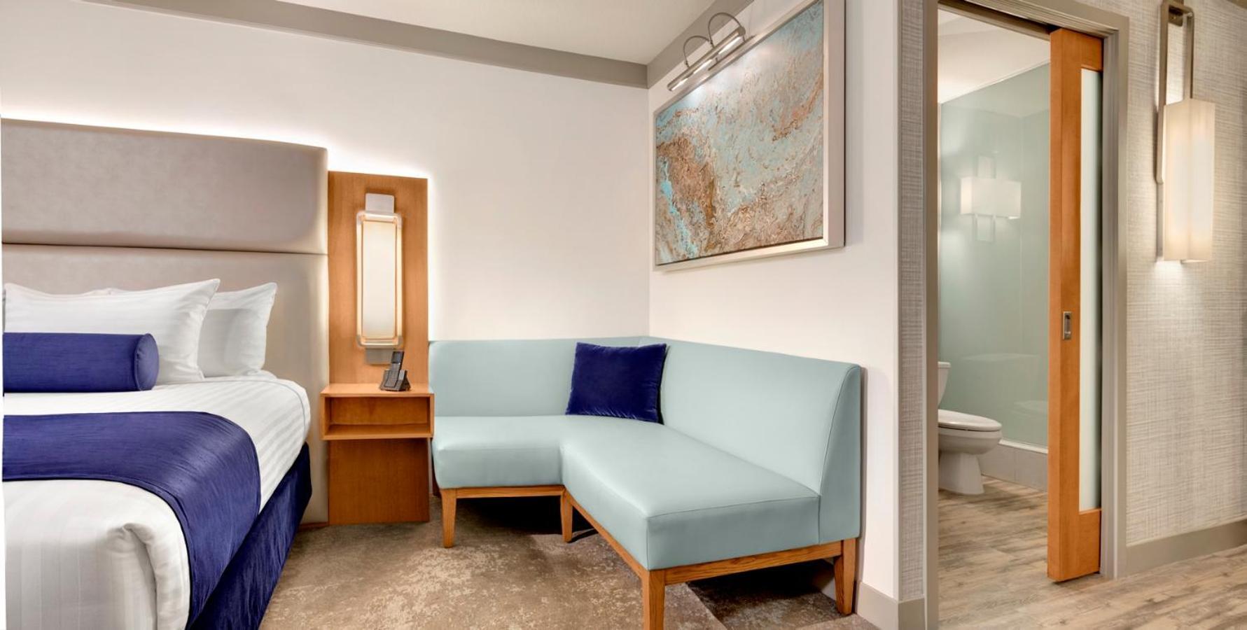 Elevate 1 King - Newly Renovated