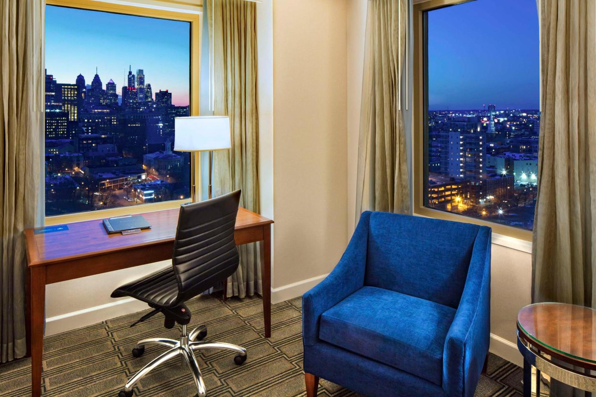 King Bed with City View,1275548791:JPEG