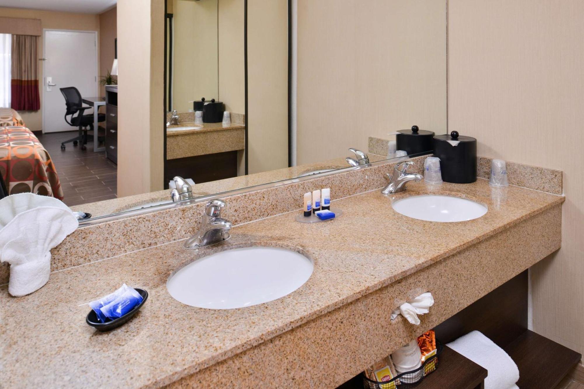 Two-Bedroom Family Suite - Non-Smoking