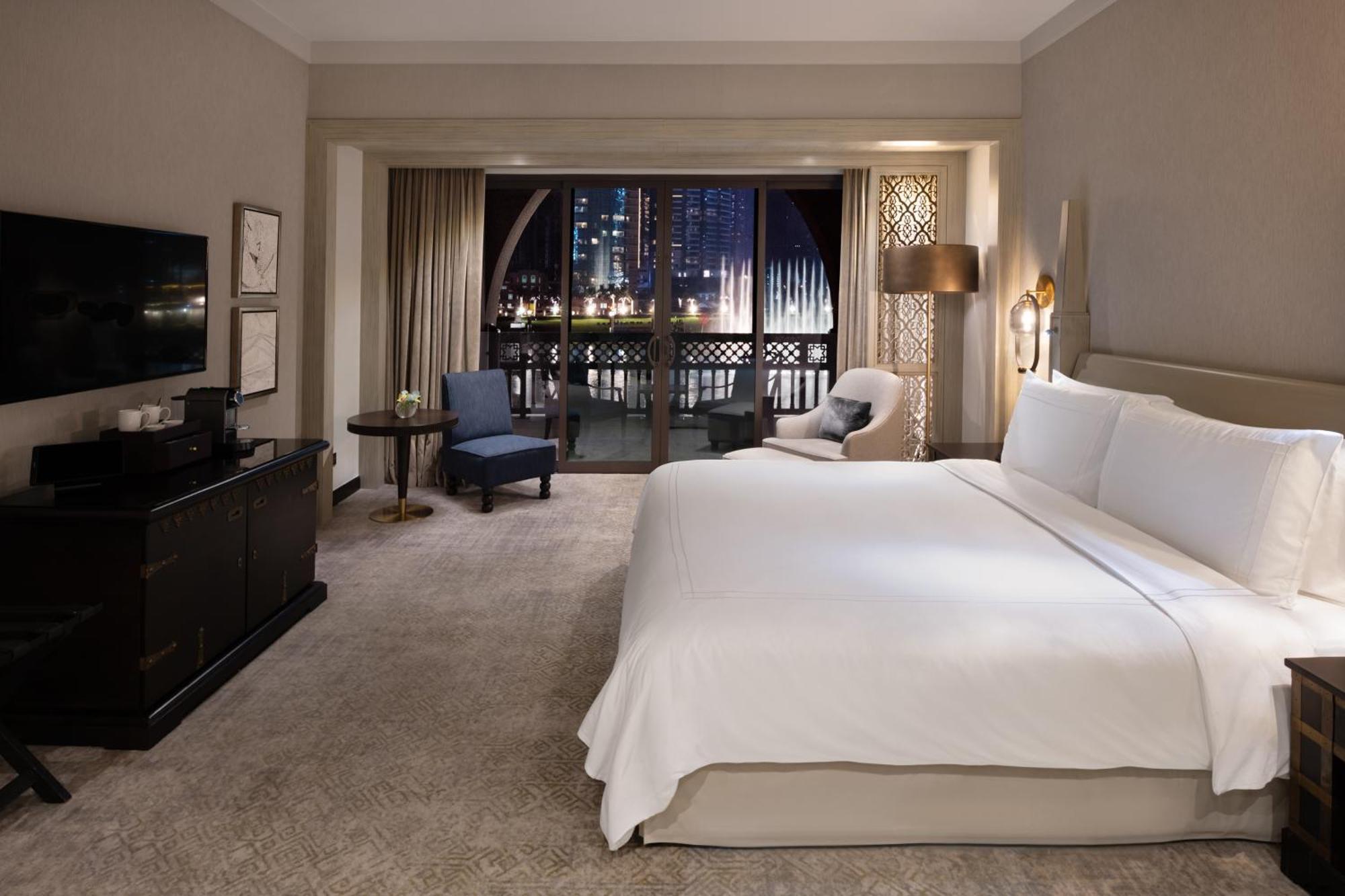 Deluxe Room with Fountain View,1277106646:JPEG