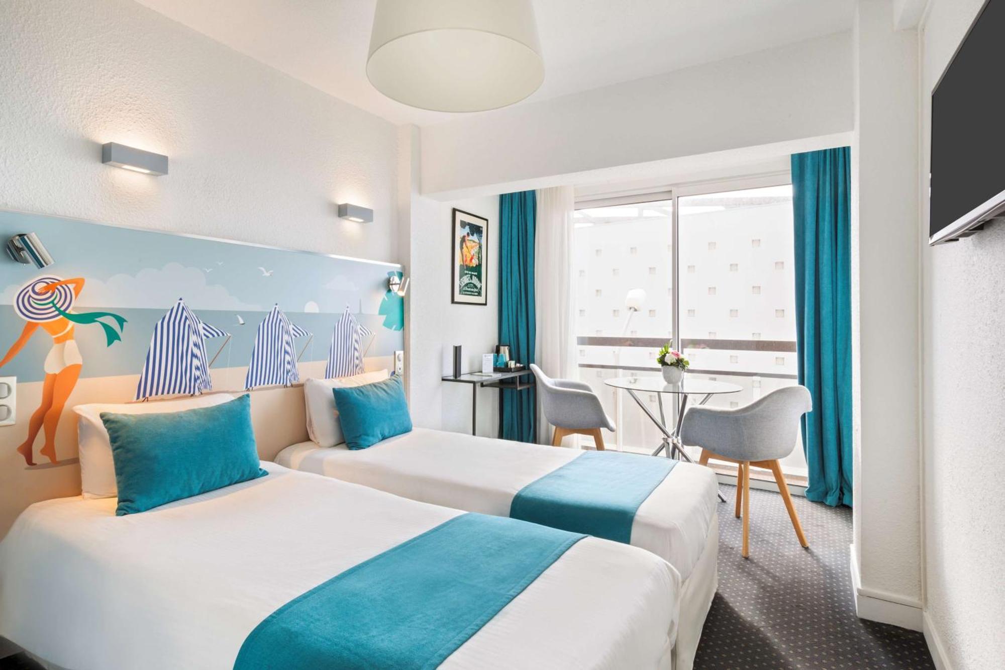 Chambre Double Confort - Vue Latérale sur Mer