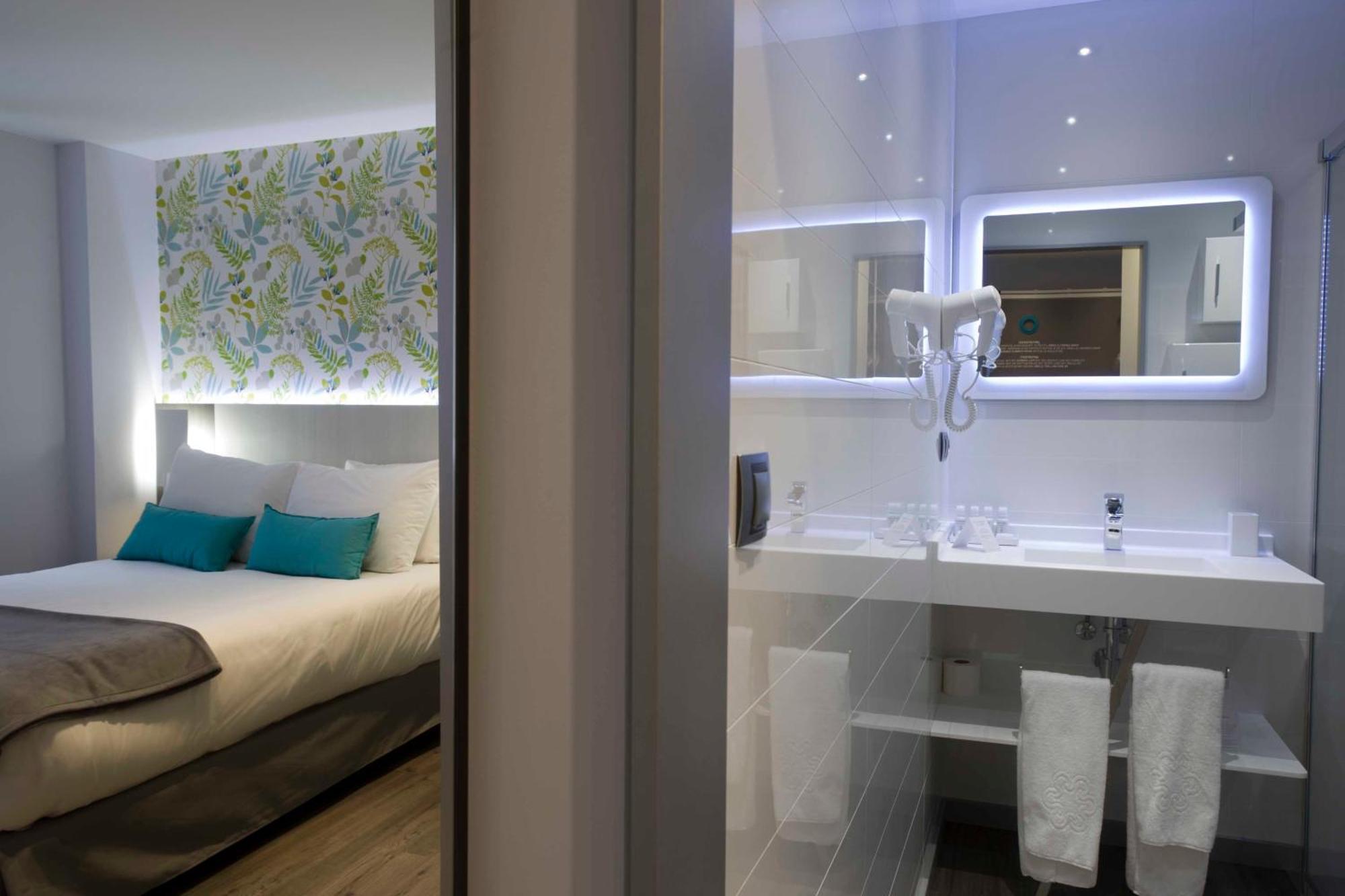 Estudio (2-4 adultos)