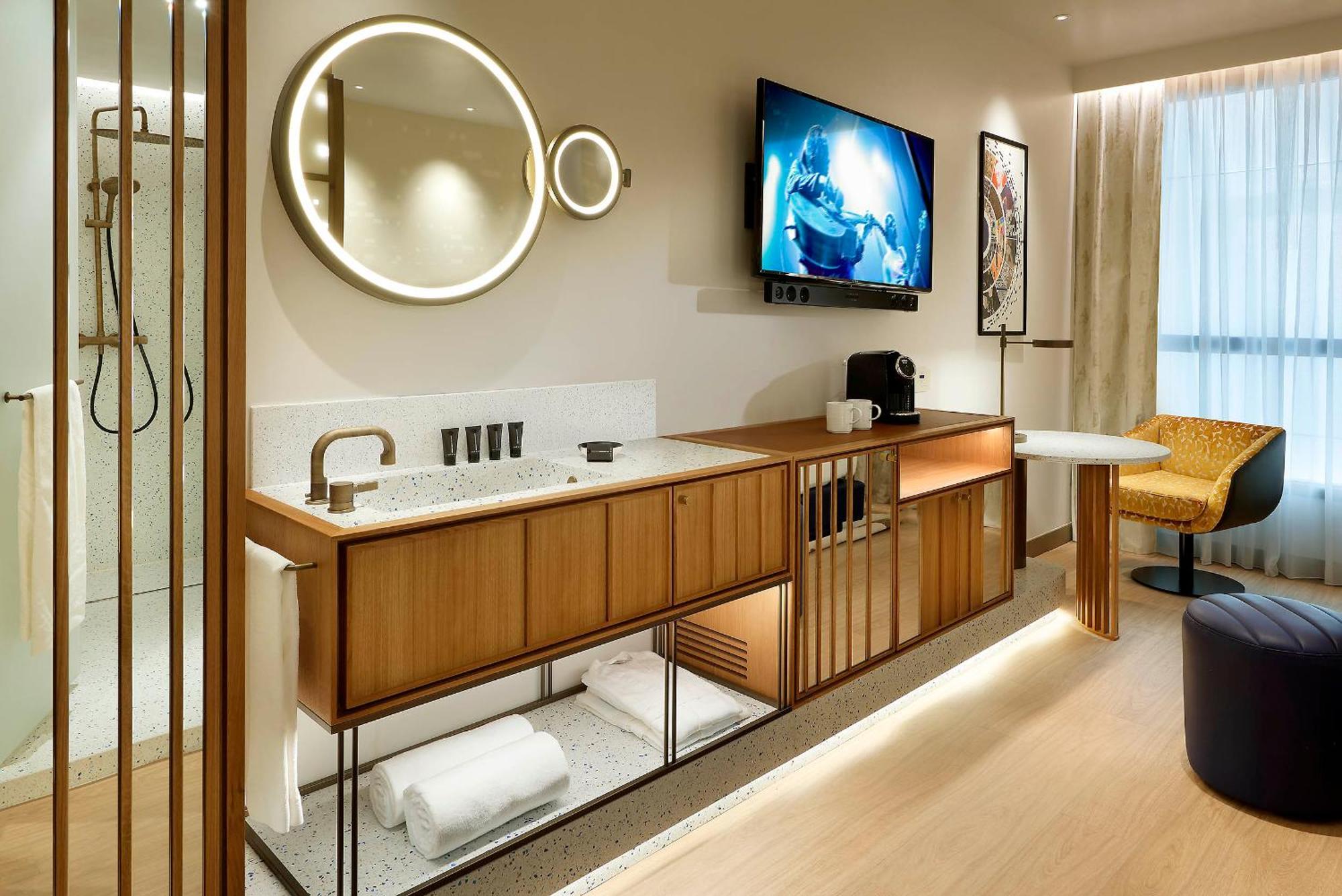 Habitación Doble Deluxe con vistas al jardín