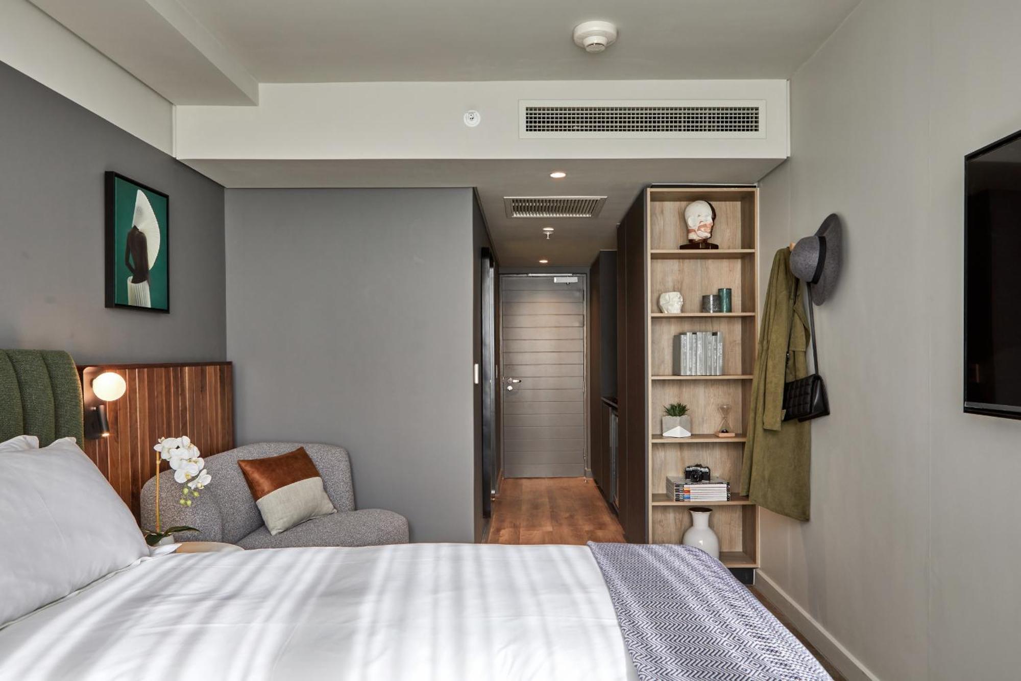 Standard  Courtyard Room