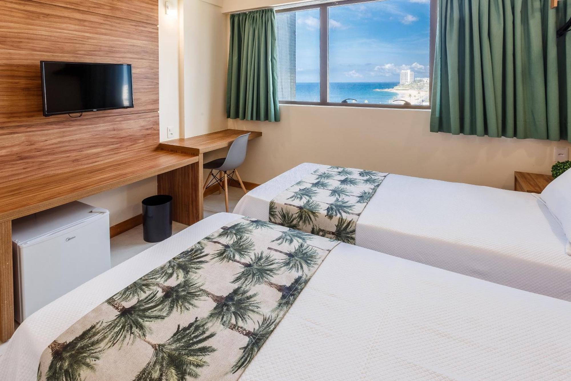 Quarto Duplo com Cama de Casal