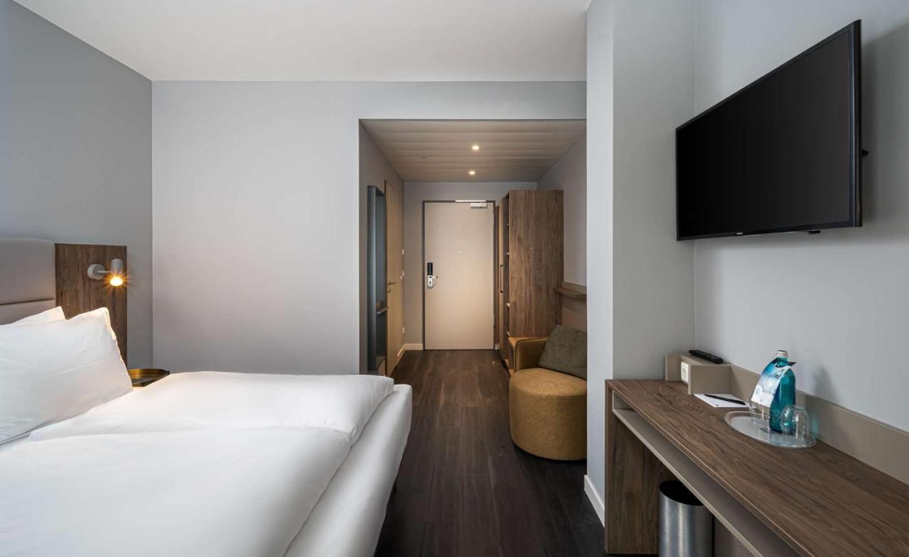 Standard Double Room,1758495095:JPEG