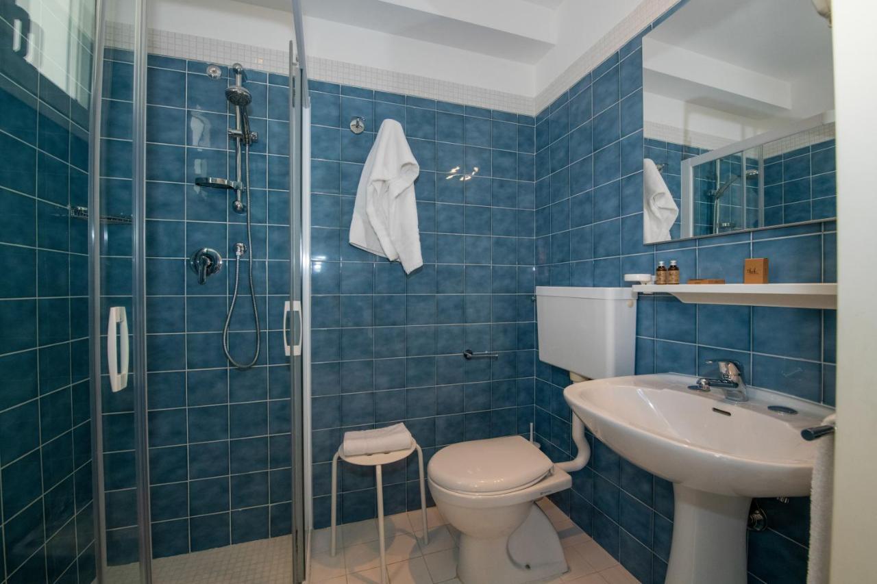 Deluxe Familienzimmer mit direktem Meerblick