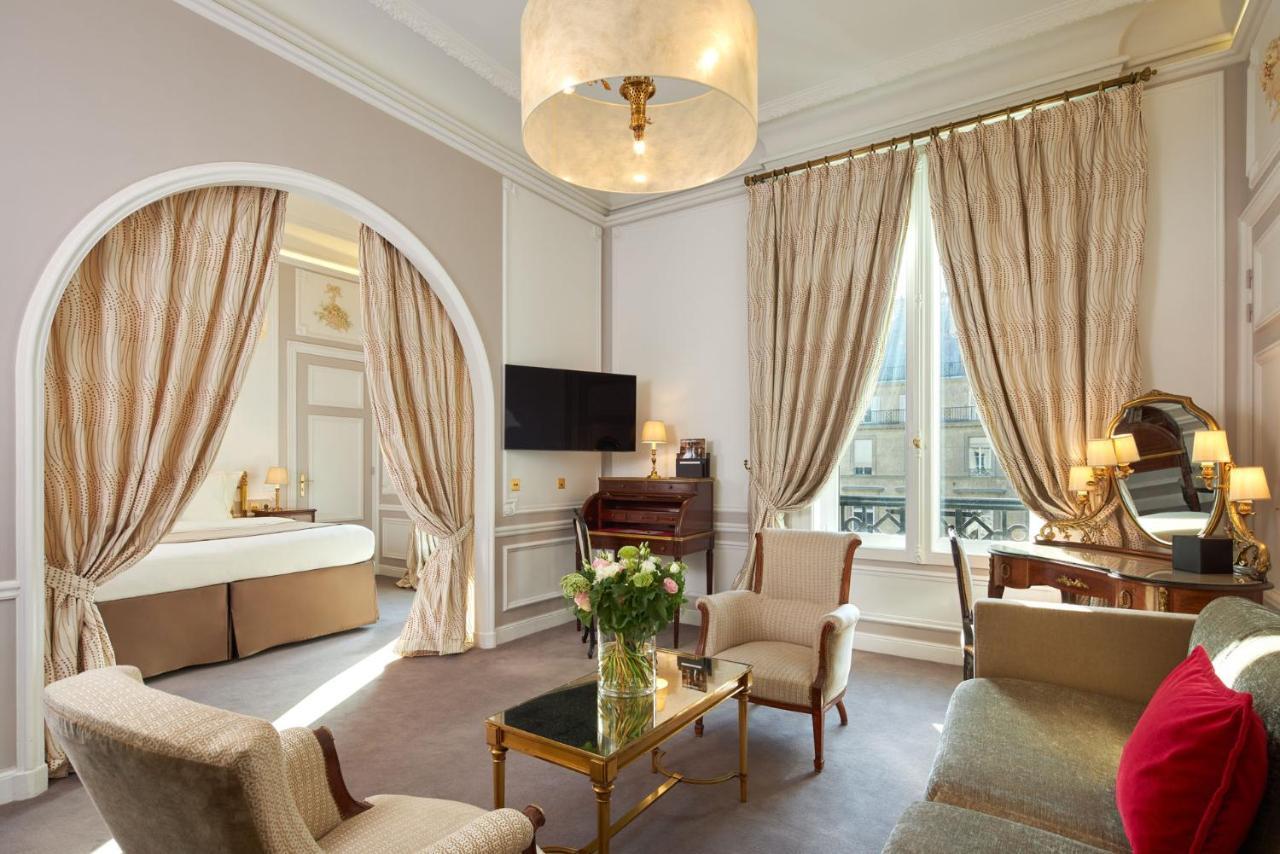 Eiffel Tower Suite,1369958927:JPEG