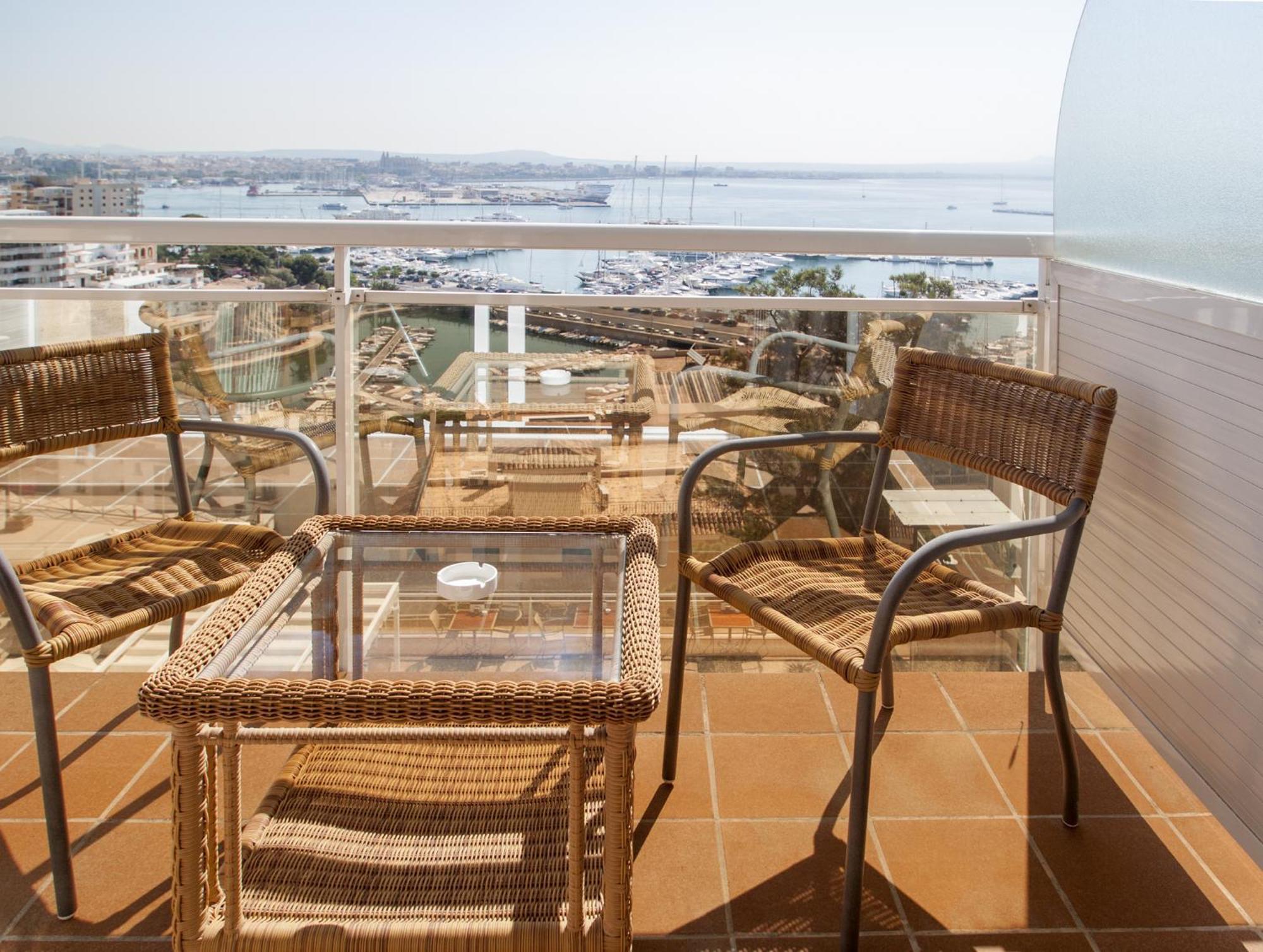 Chambre Double ou Lits Jumeaux - Vue sur Mer