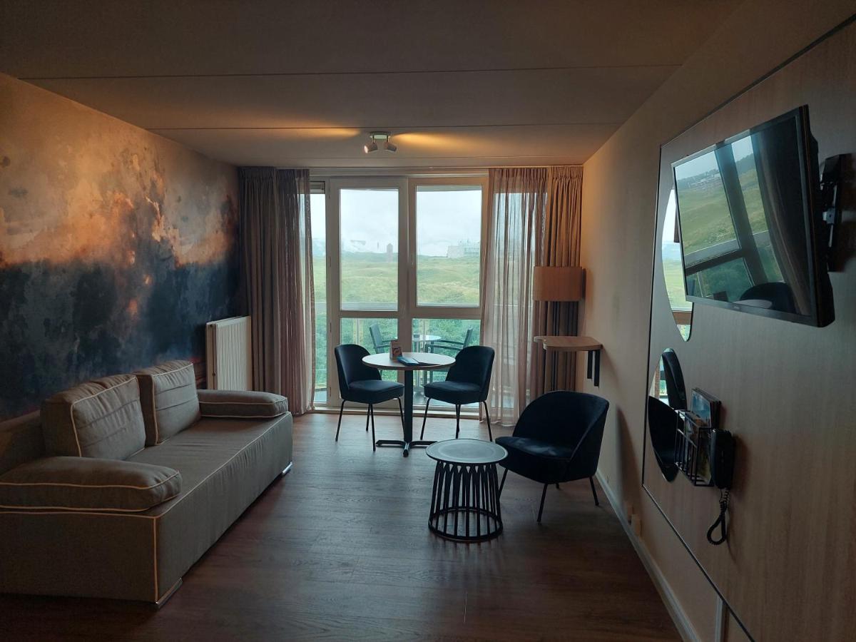 Family Room Balcony,1365039812:JPEG