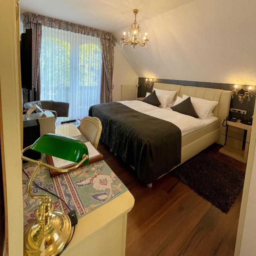 Standard Doppelzimmer mit Balkon
