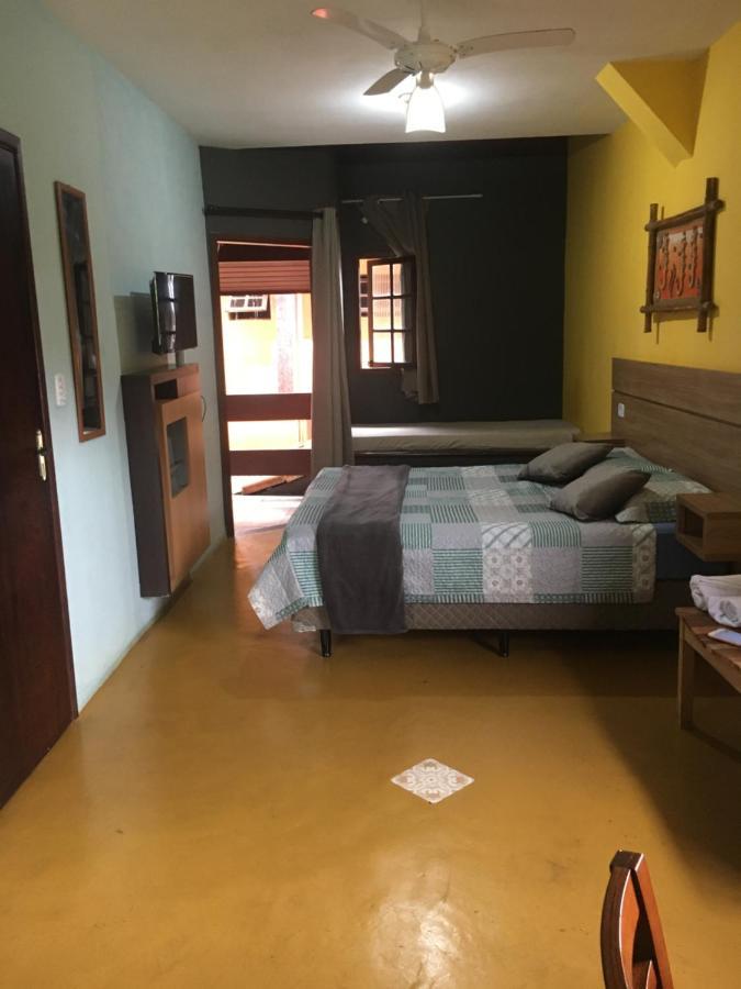 Quarto Triplo Econômico