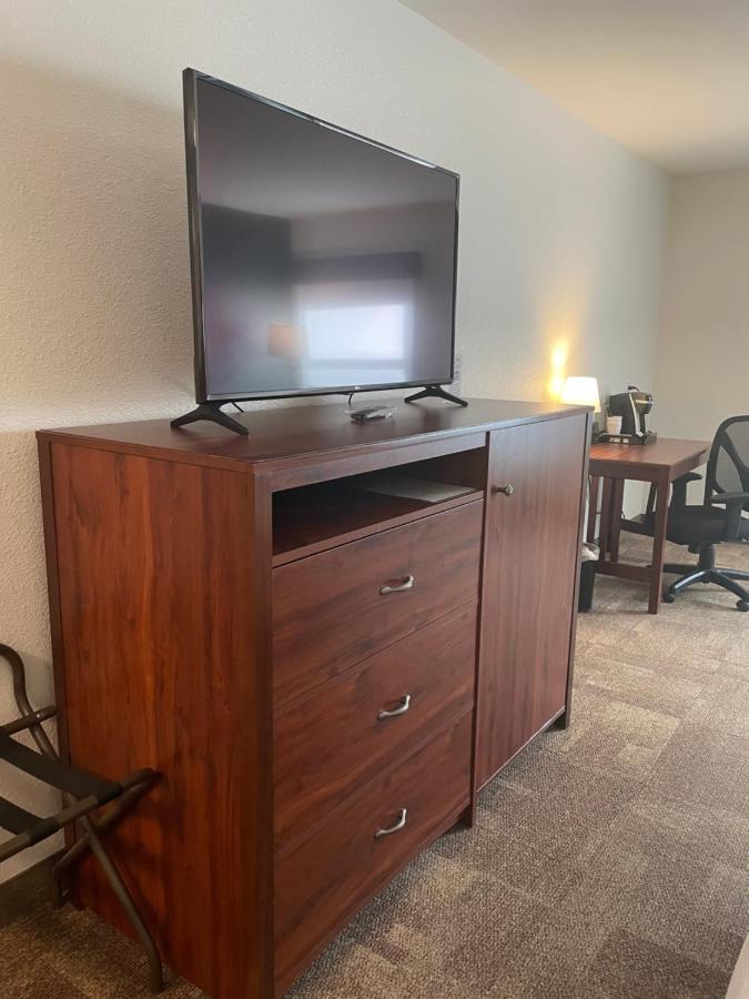 Queen Room Two Queen Beds Disability Access,1500118144:JPEG