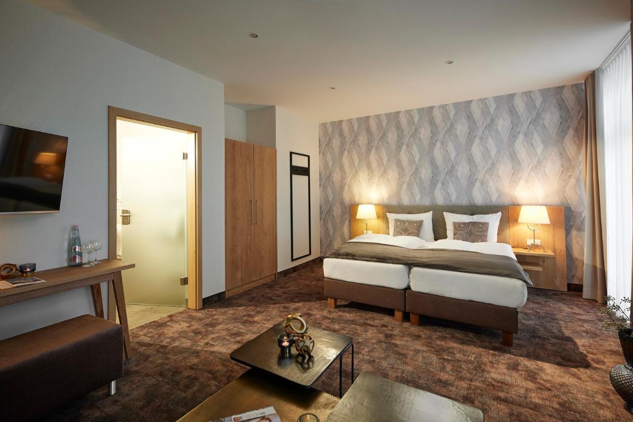 Deluxe Double Room,1248587386:JPEG