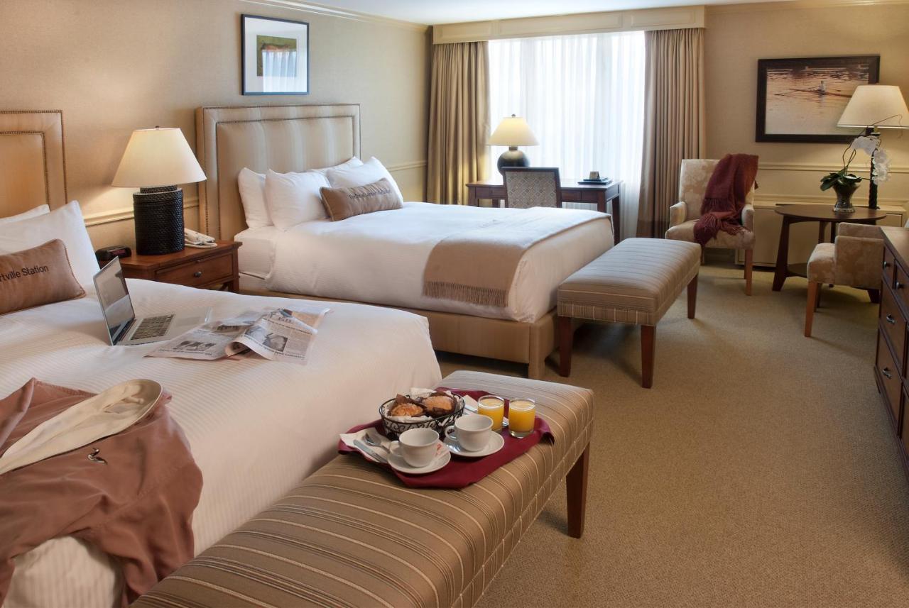 Deluxe Queen Room with Two Queen Beds