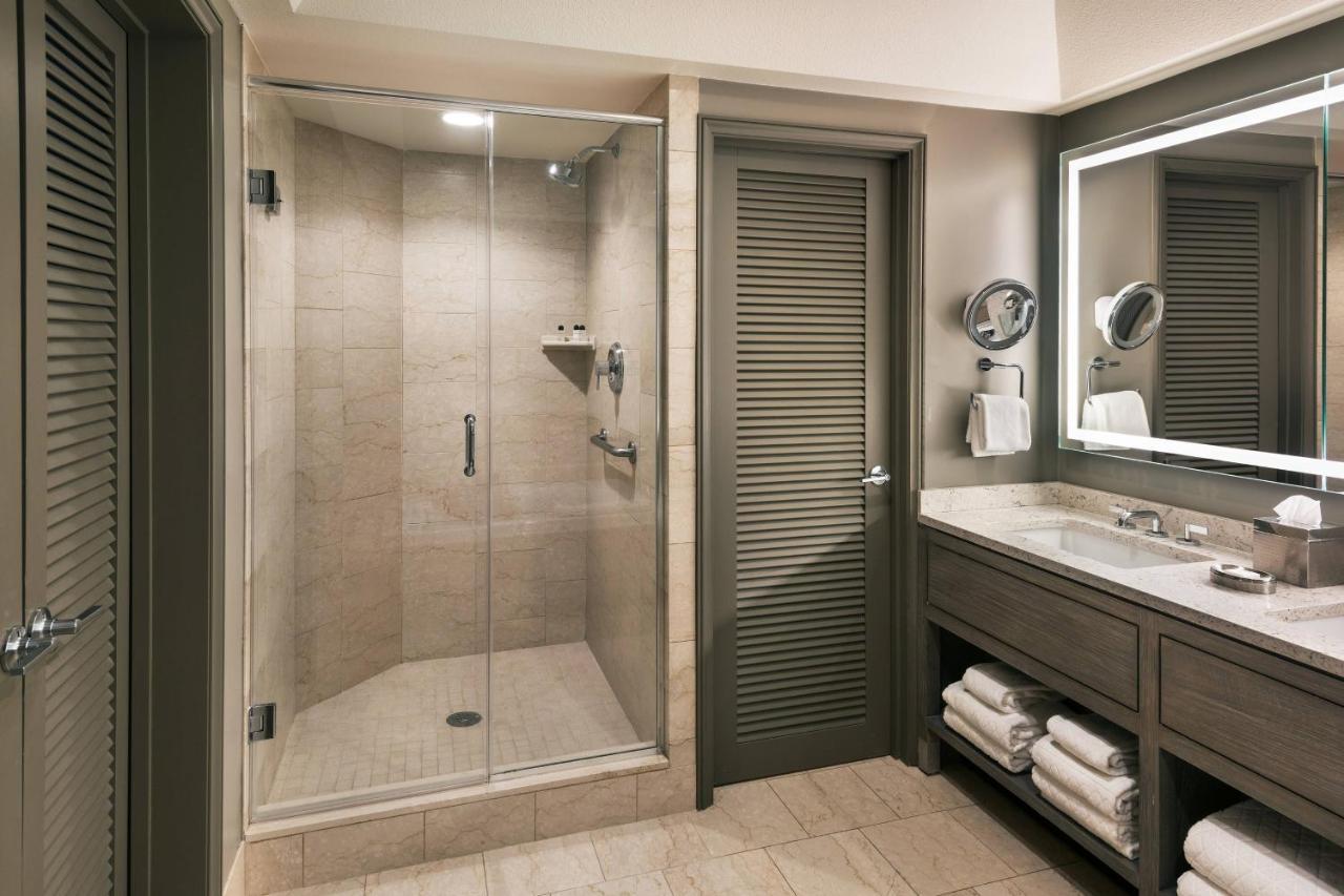 Deluxe, Guest room, 2 Queen, City view