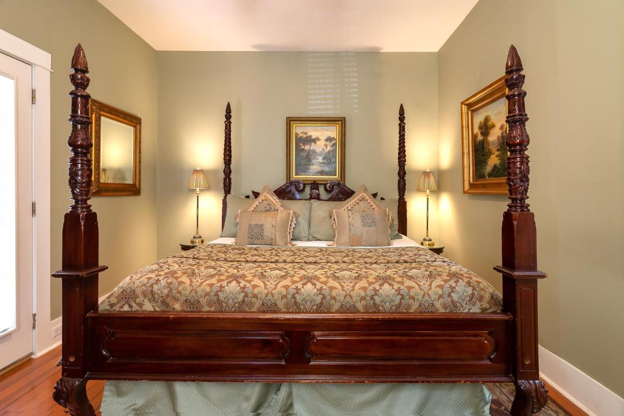 Deluxe King Room,1353058303:JPEG