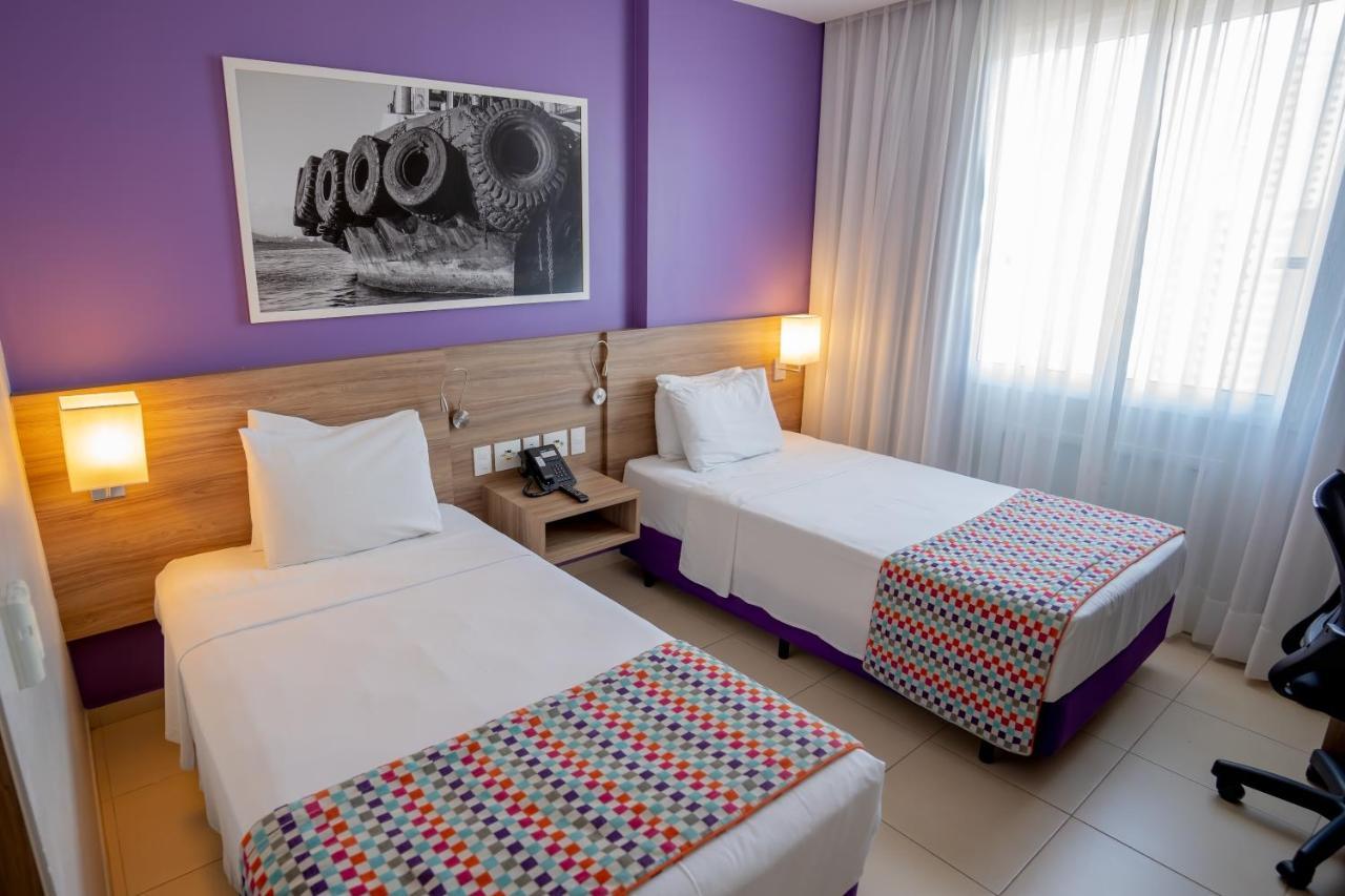 Apartamento Superior com 2 Camas de Solteiro