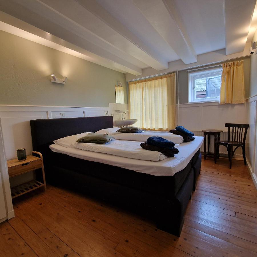 Double Room,1593833618:JPEG