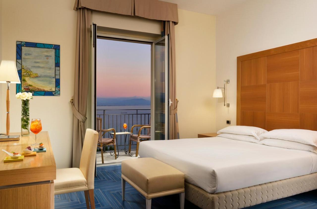Superior Double Room with Sea View,1279653790:JPEG