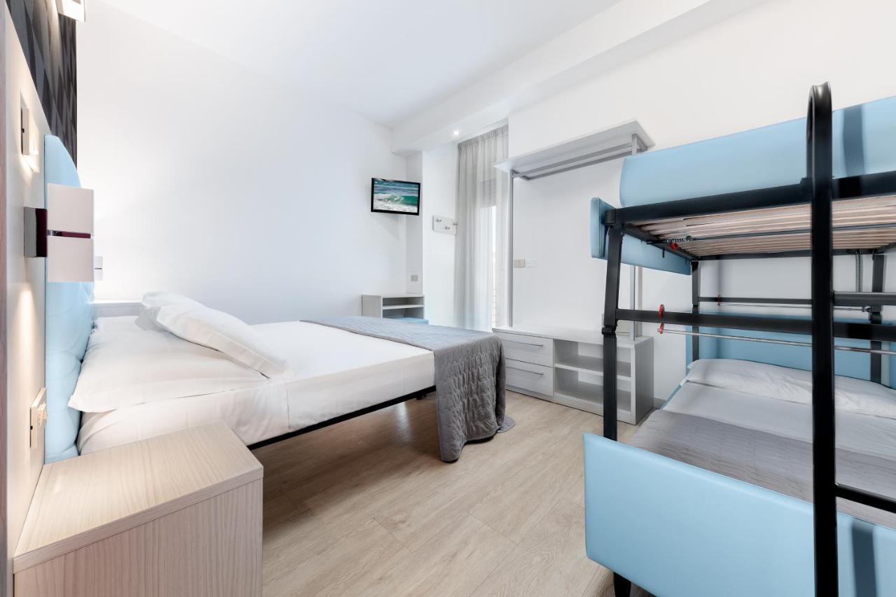 Triple Room,1366261853:JPEG
