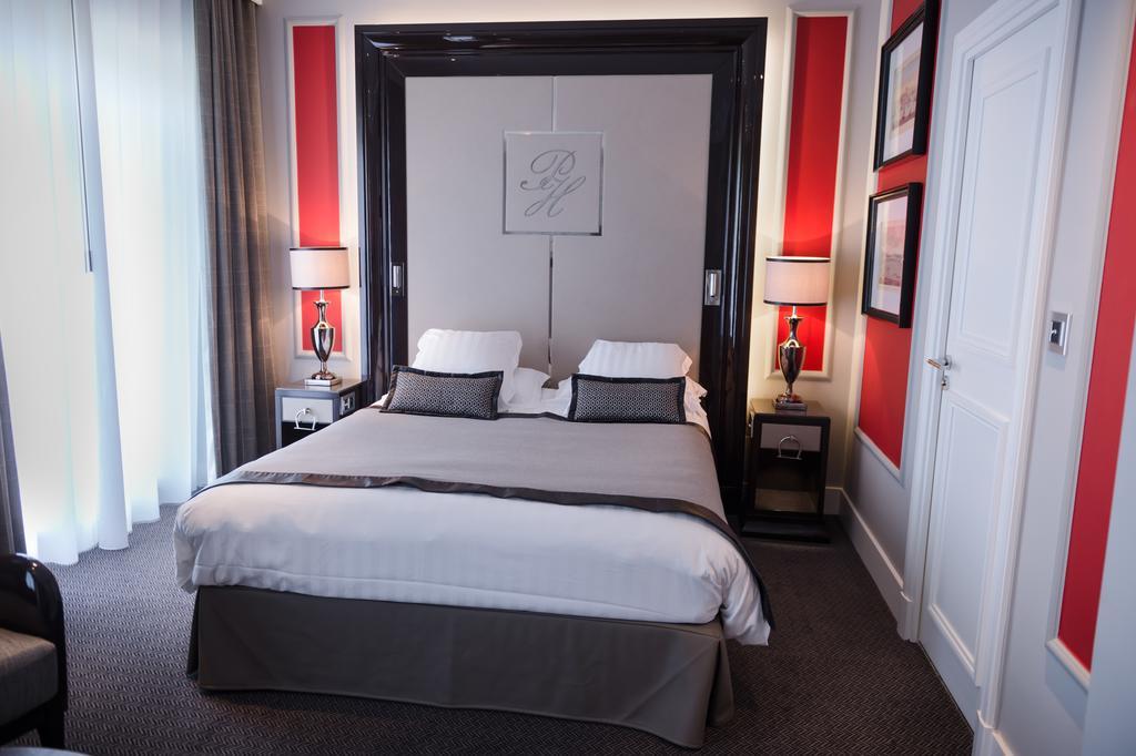 Chambre Lit Queen-Size Deluxe - Vue sur Ville