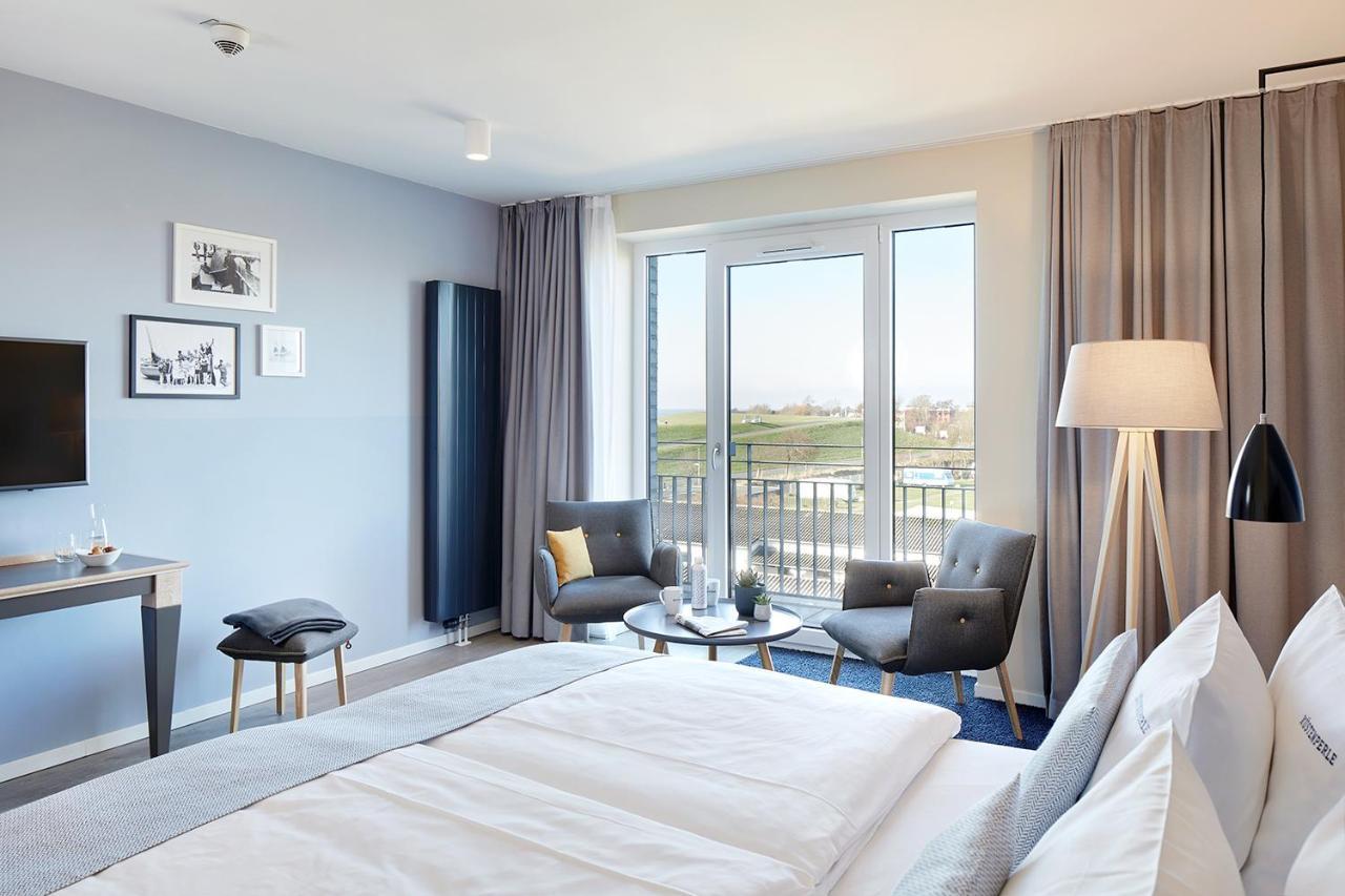 Deluxe Double Room with Side Sea View,614226795:JPEG