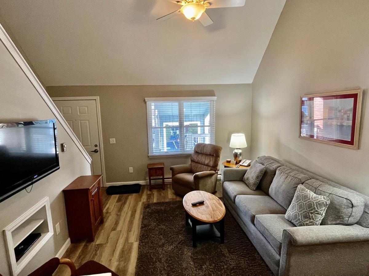 Deluxe Two Bedroom Townhouse Suite,1378962239:JPEG