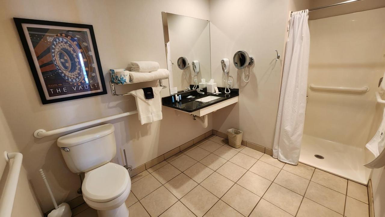 Queen Room - Disability Access,1378962326:JPEG