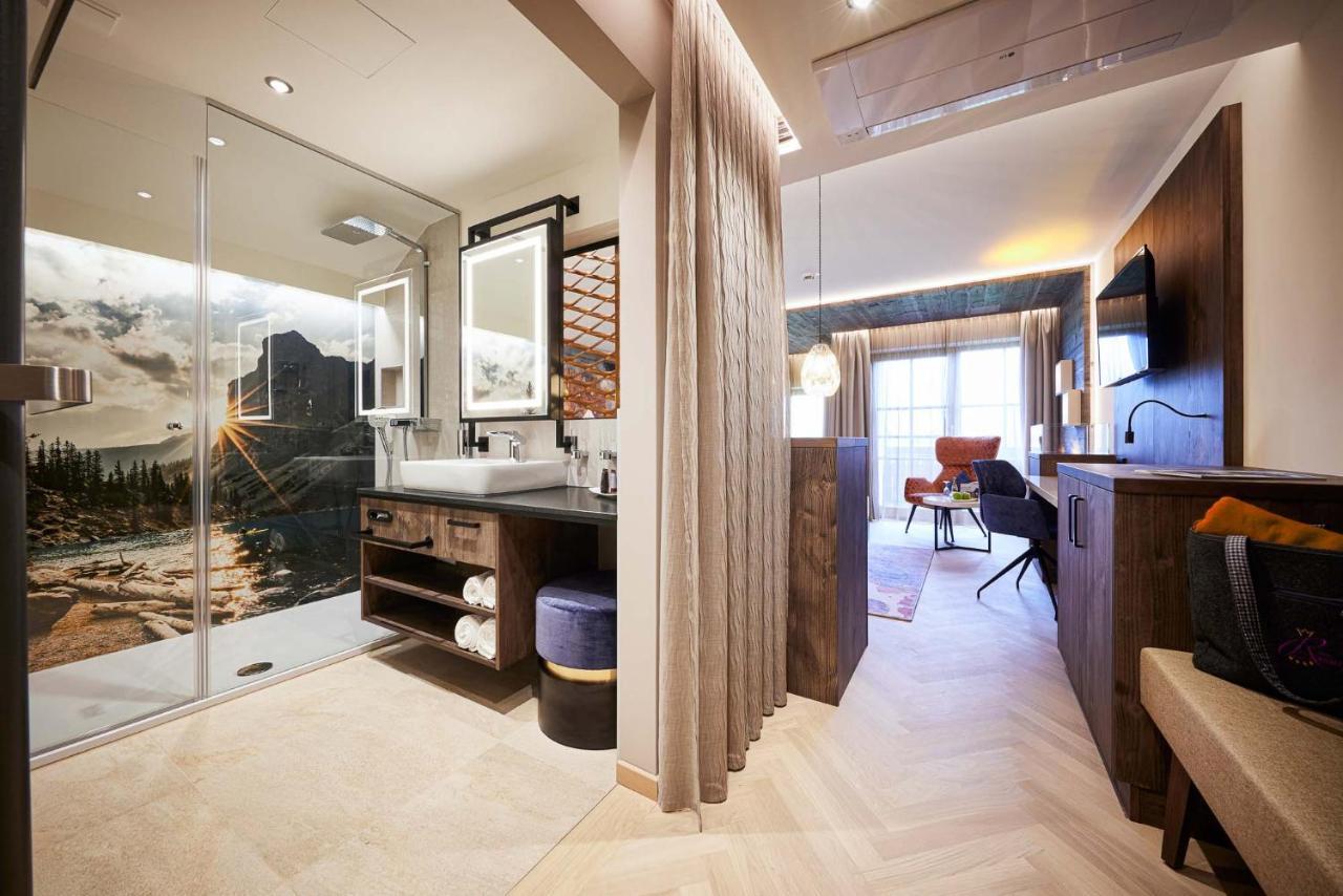 AlpenGlühen Design Junior Suite