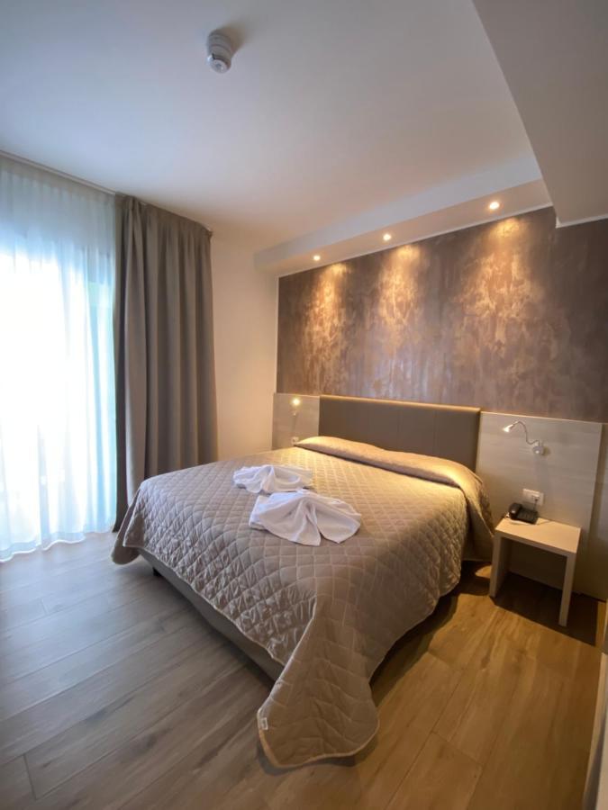 Superior Double or Twin Room with Terrace,1392775913:JPEG