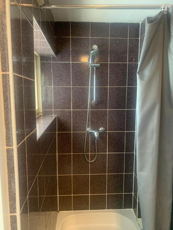 Budget Tweepersoonskamer met 2 Aparte Bedden