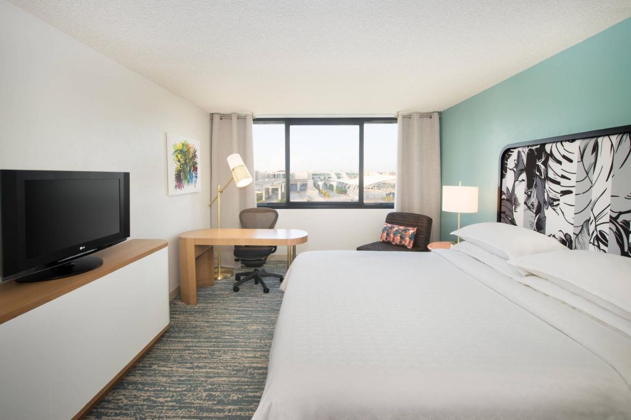 Chambre Lit King-Size Traditionnelle - Vue sur Ville