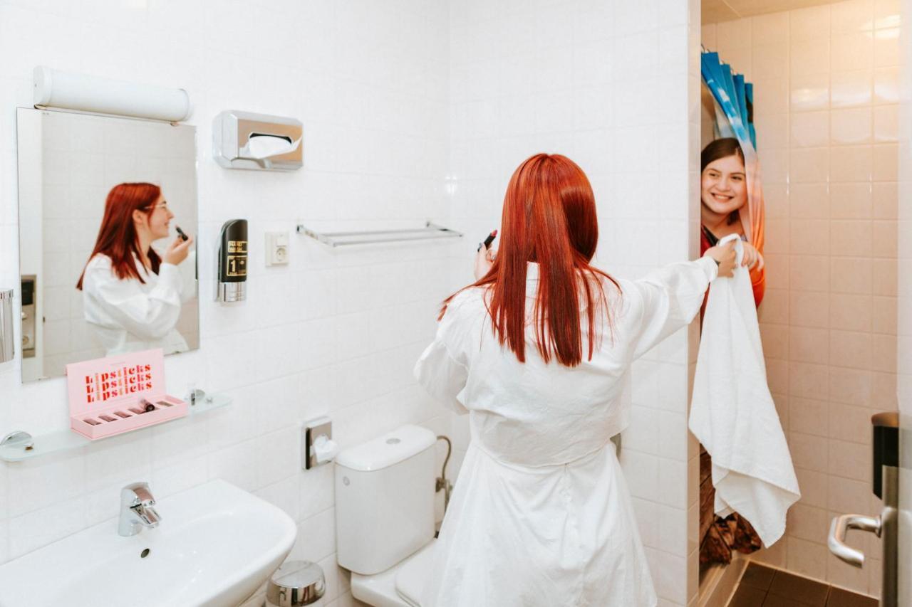 Monolocale Budget Doppio con Letti Singoli con Bagno Privato Esterno