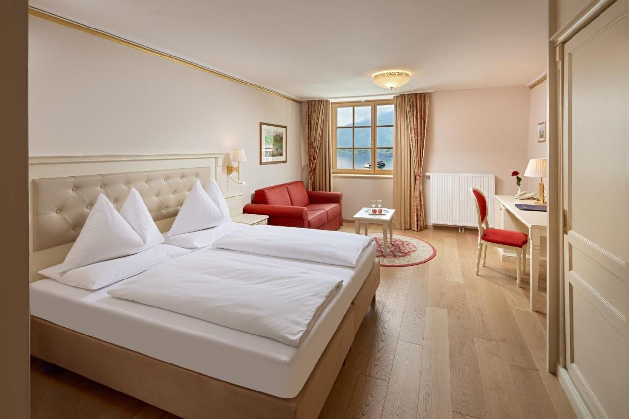 Comfort Room with Lake View,1417317681:JPEG