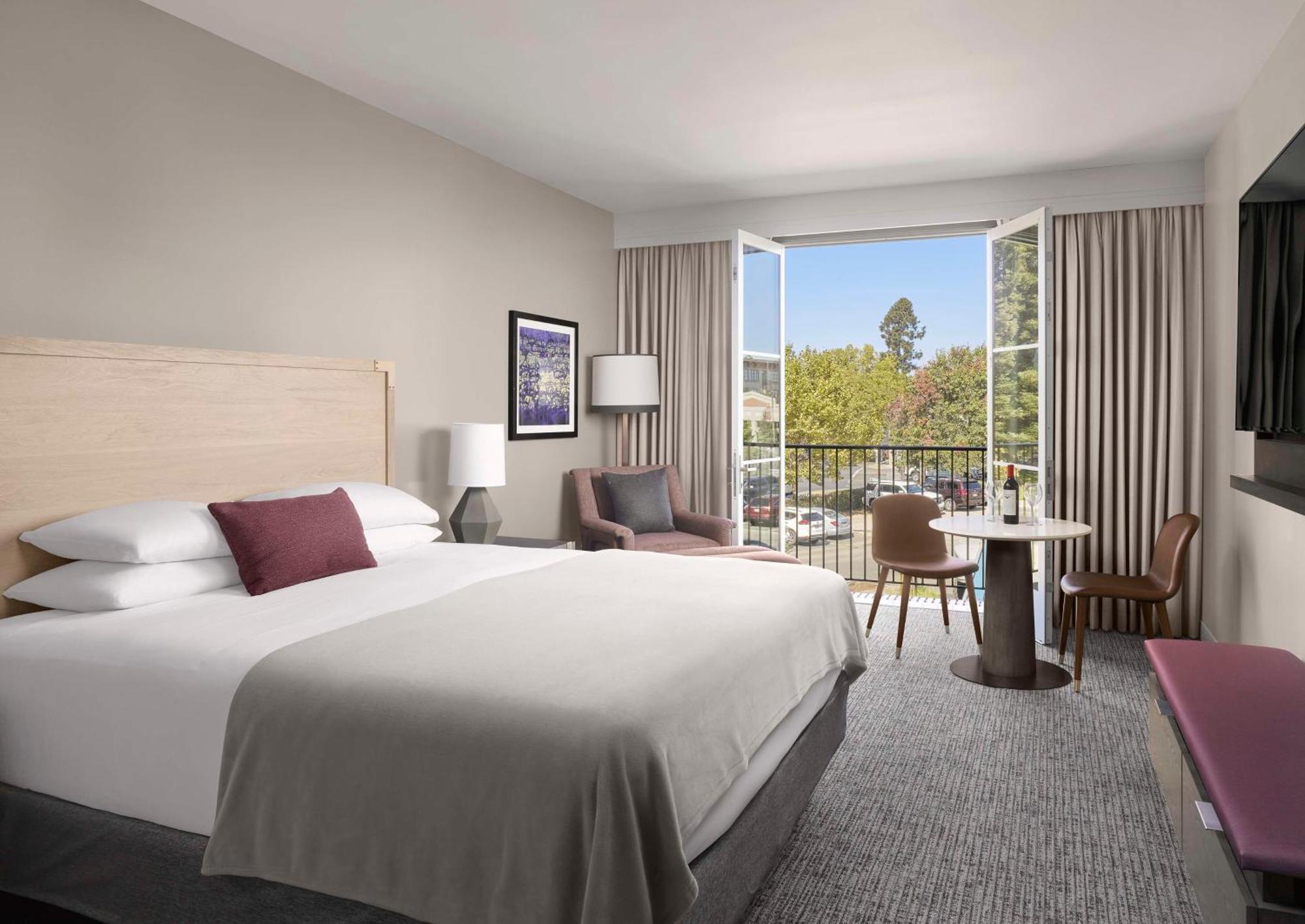 King Room View,1498942273:JPEG