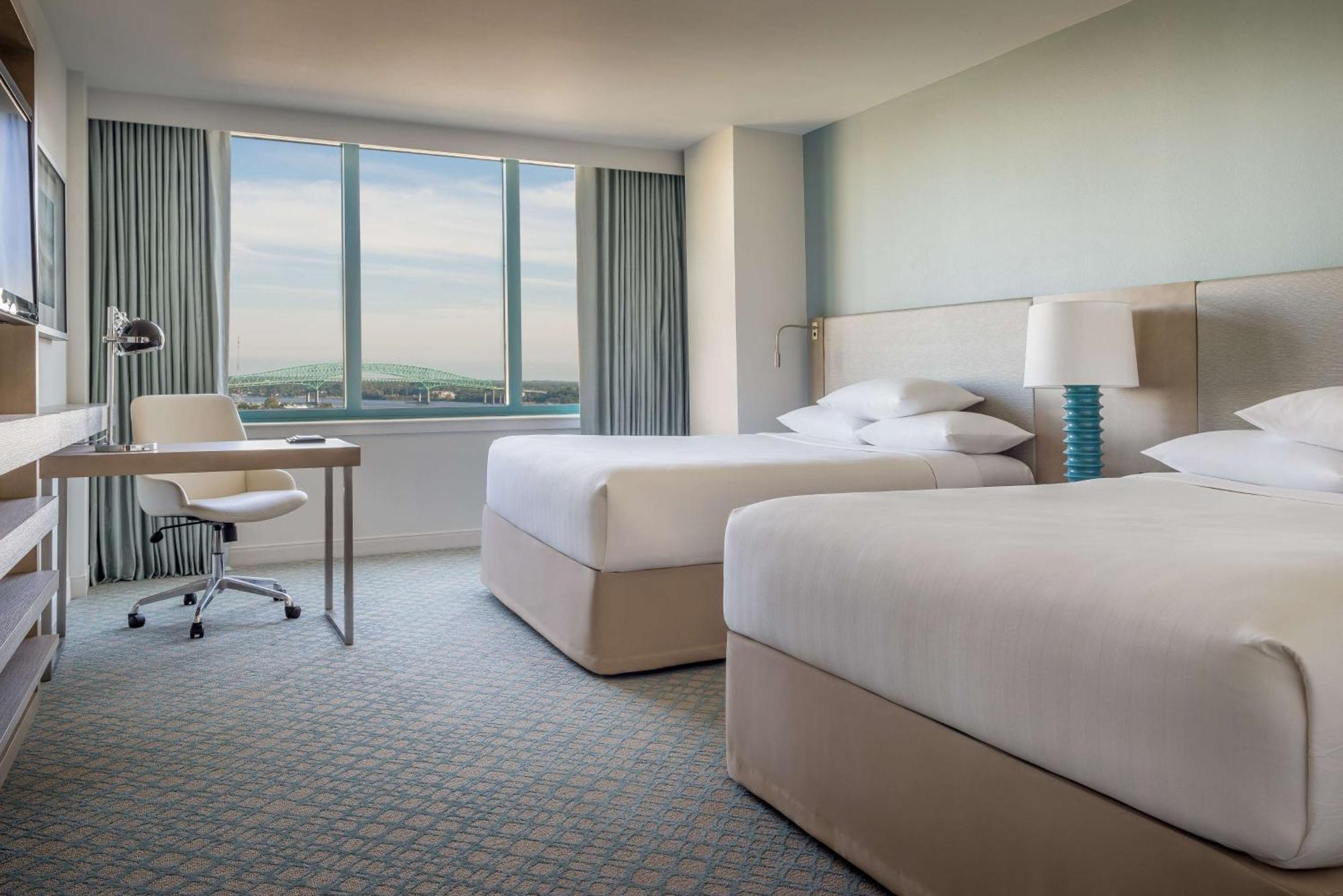 Queen Room with Two Queen Beds and Accessible Tub - Disability Access