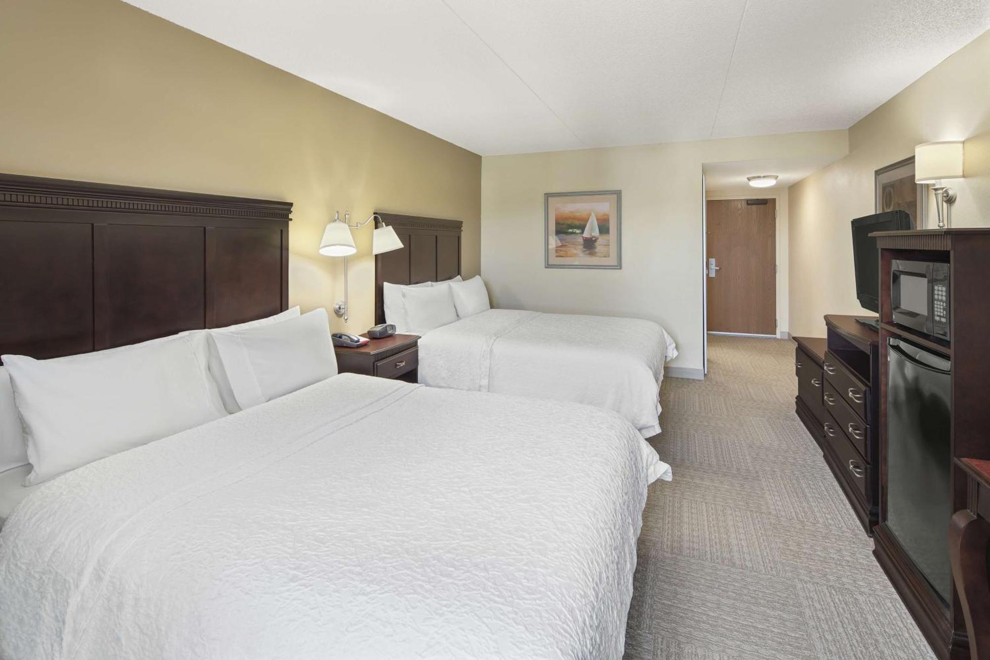 Queen Room with Two Queen Beds - Non-Smoking,1278226027:JPEG