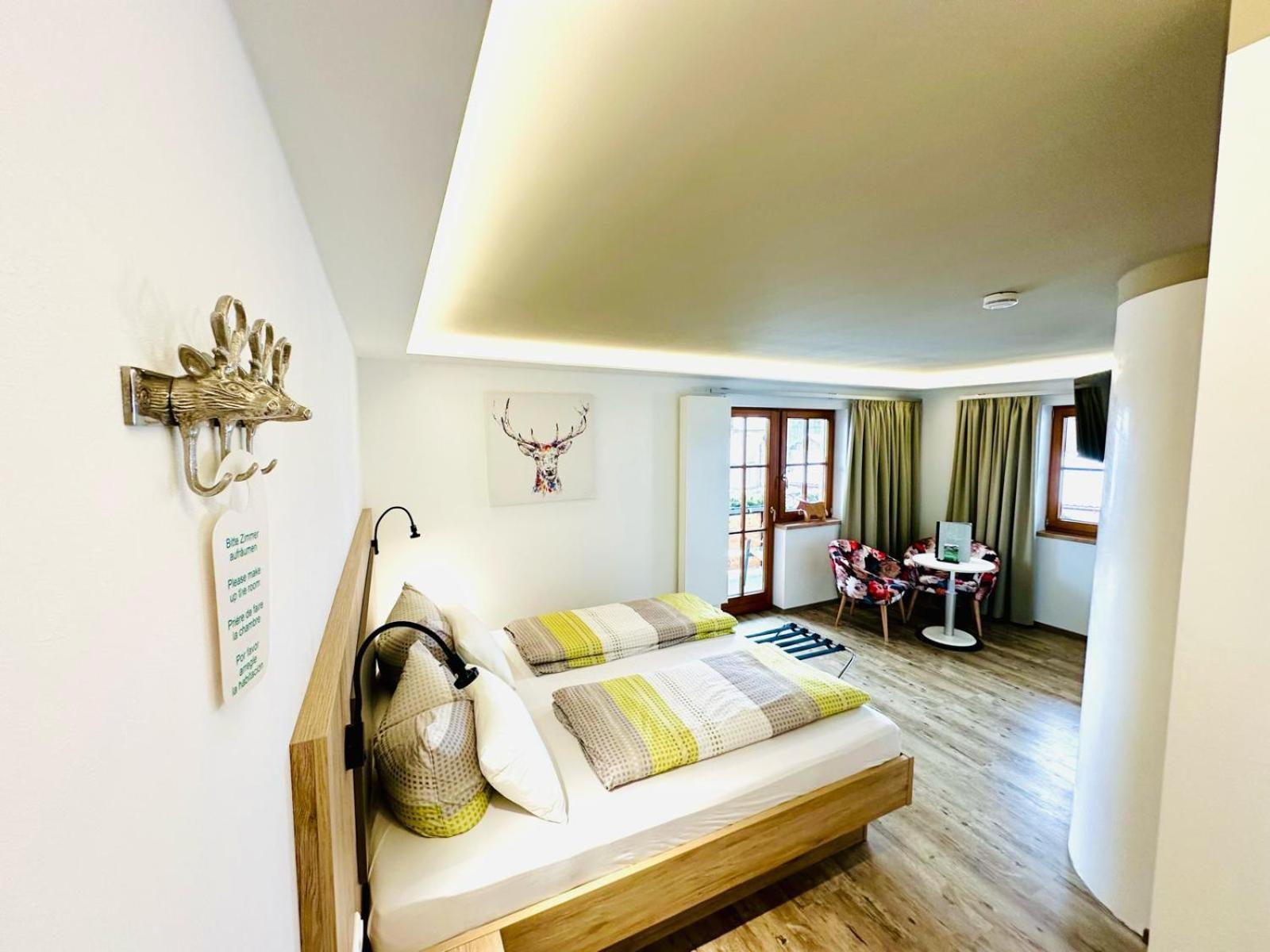 Double Room with Balcony,1499545099:JPEG