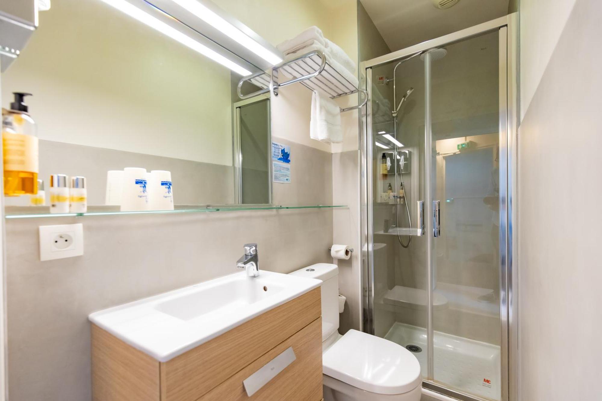 Chambre Double – Vue sur Cour
