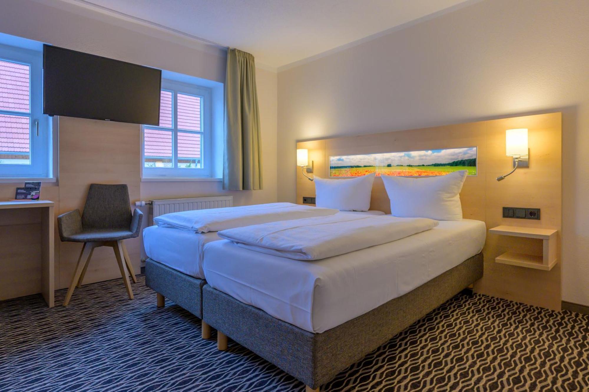Double Room,1500960472:JPEG