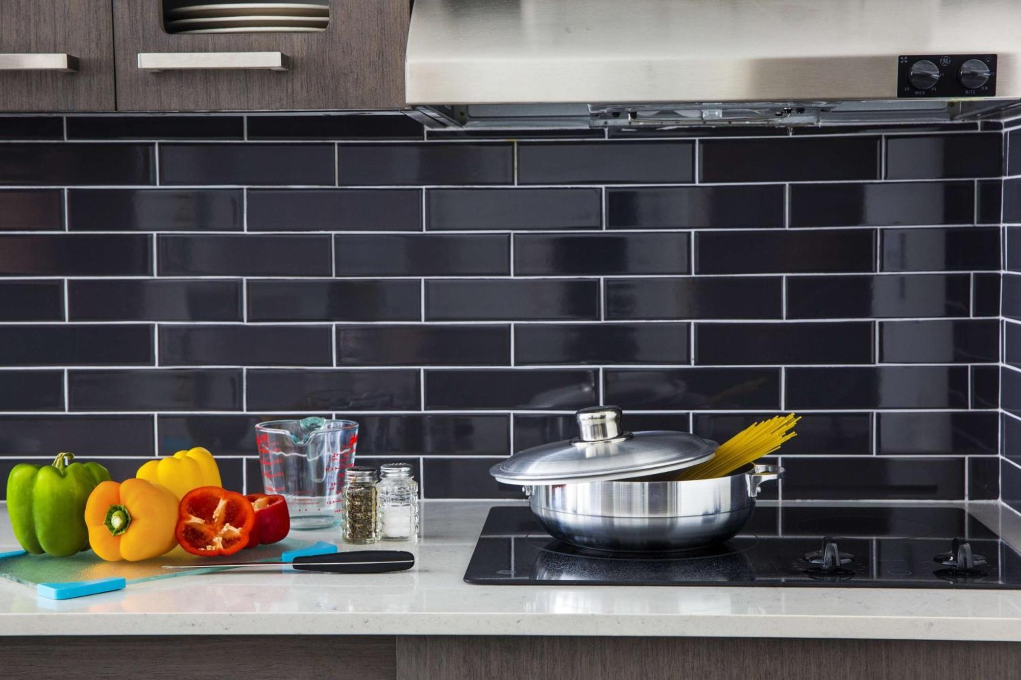 King Studio Suite with Kitchen,1499237371:JPEG