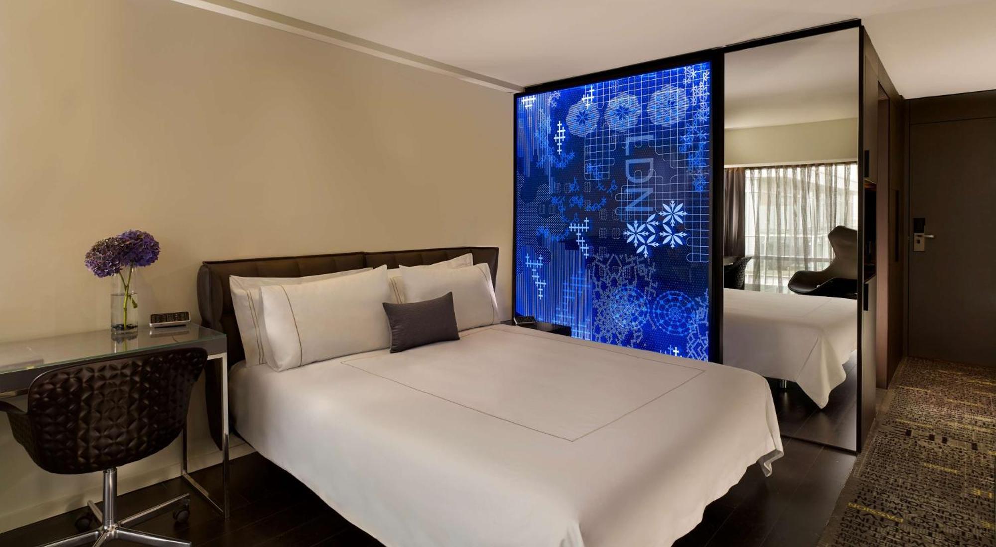 Deluxe Kamer met Kingsize Bed en Slaapbank
