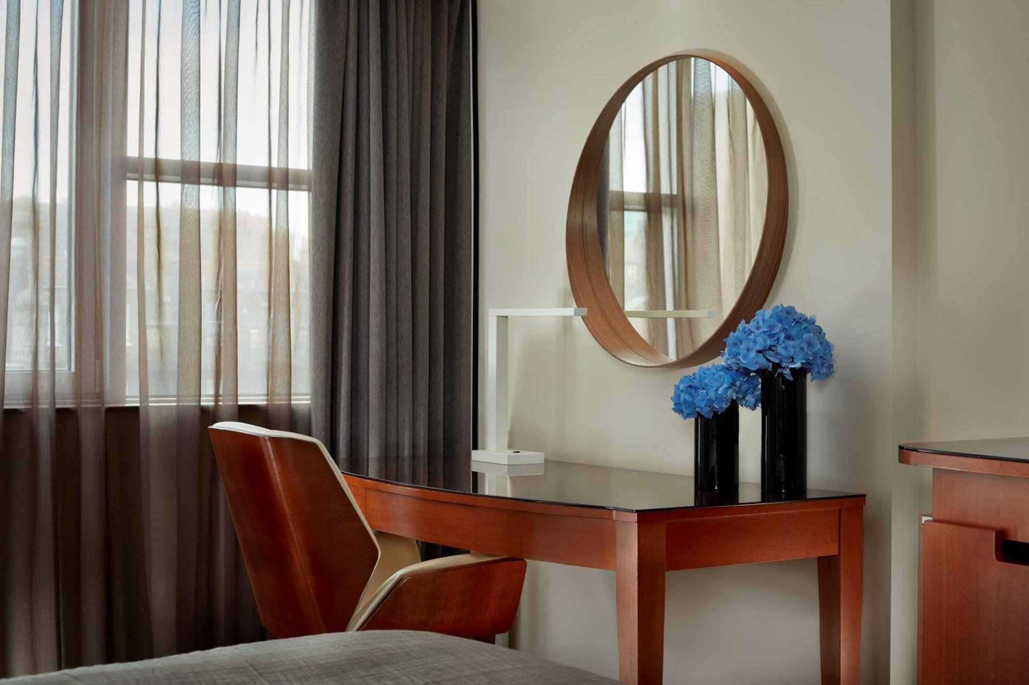 Quarto Superior com 2 Camas de Solteiro