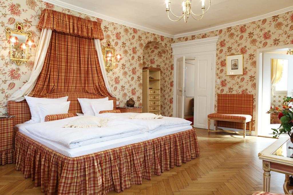 Junior Suite,152667022:JPEG