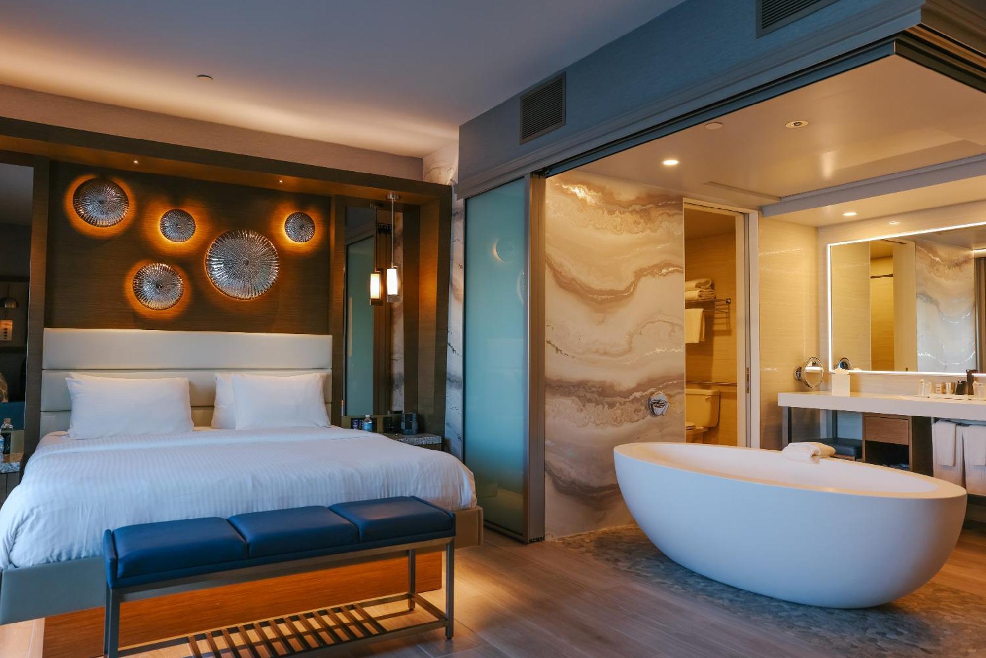 Plaza View Spa Room