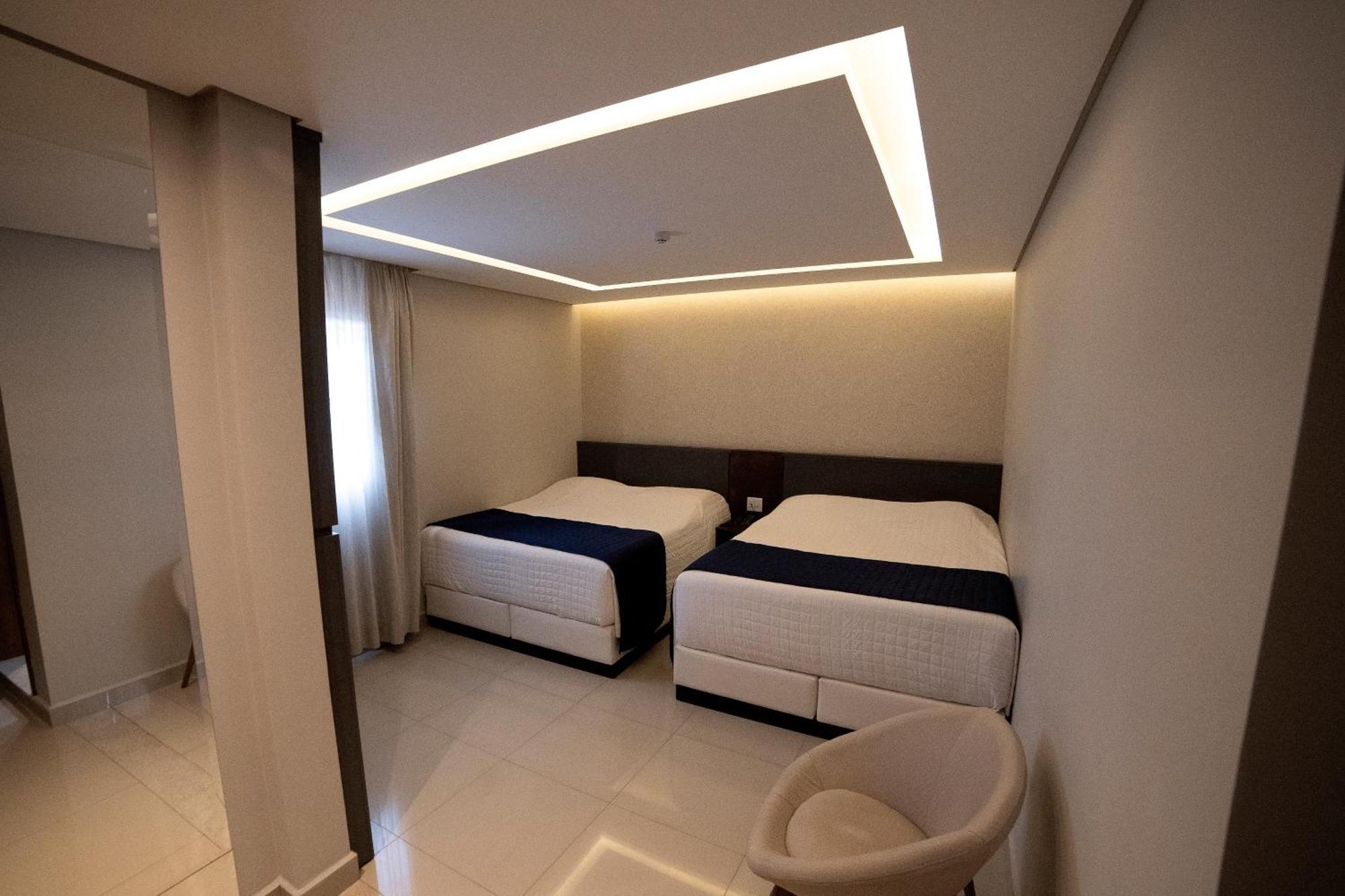 Quarto Família Superior