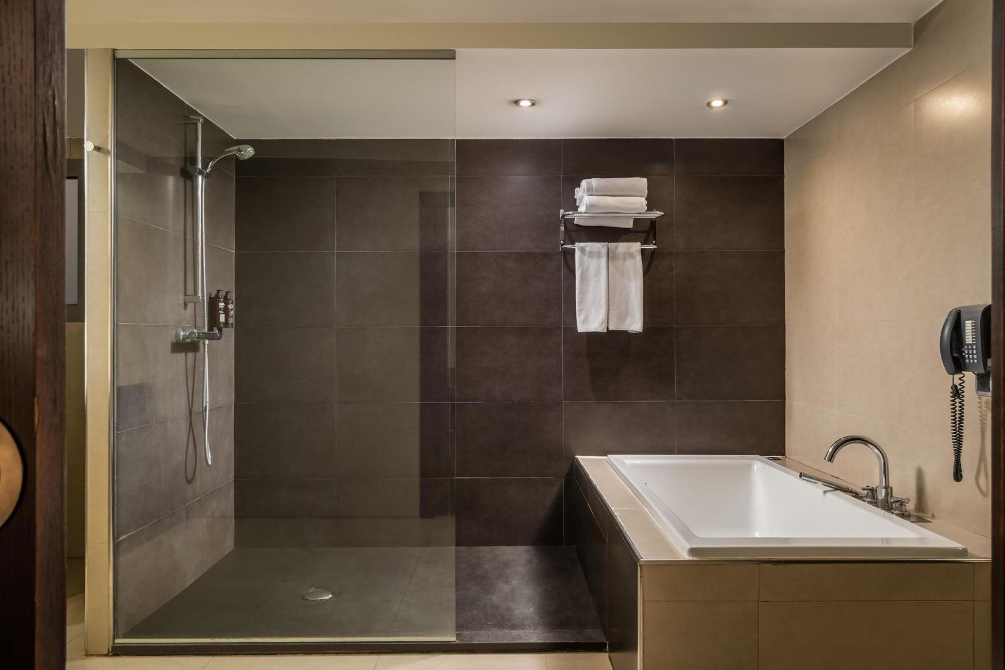 Junior Suite,1541807023:JPEG